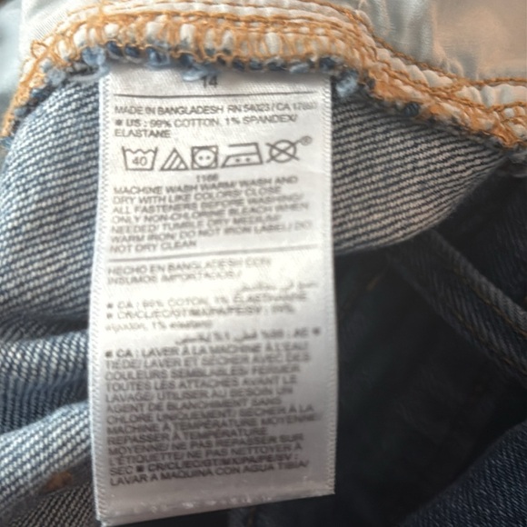 Old Navy women’s extra high -rise flare jeans size 14 . - Picture 3 of 10